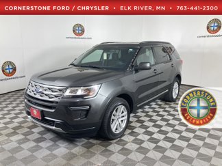 Used 2018 Ford Explorer XLT image 1
