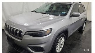 Used 2020 Jeep Cherokee Latitude image 1