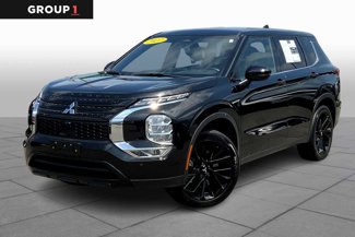 Used 2022 Mitsubishi Outlander SEL Black Edition image 1