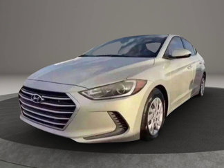 Used 2017 Hyundai Elantra SE image 1