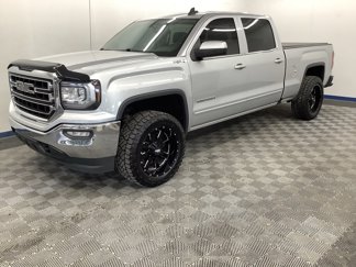 Used 2017 GMC Sierra 1500 SLE image 1