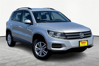 Used 2016 Volkswagen Tiguan S image 1