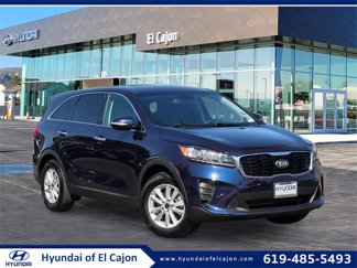 Used 2020 Kia Sorento LX image 1