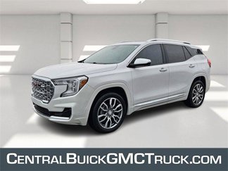 Used 2023 GMC Terrain Denali w/ Denali Premium Package image 1