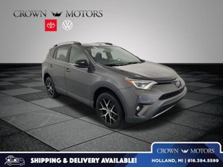 Used 2017 Toyota RAV4 SE image 1