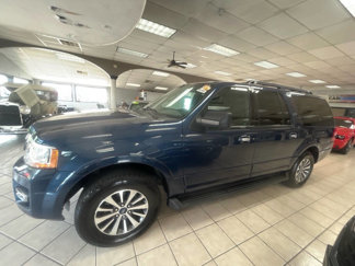 Used 2017 Ford Expedition EL XLT image 1