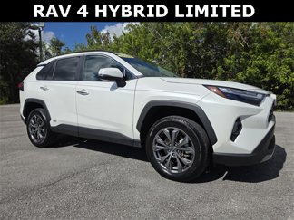 Used 2022 Toyota RAV4 Limited image 1