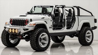 Used 2025 Jeep Gladiator Sport image 1