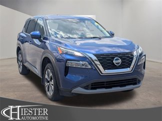 Used 2021 Nissan Rogue SV image 1