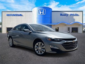 Used 2023 Chevrolet Malibu LT image 1