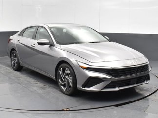 New 2025 Hyundai Elantra SEL image 1