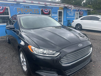 Used 2013 Ford Fusion SE image 1