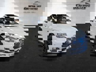 Used 2013 Tesla Model S Performance image 1