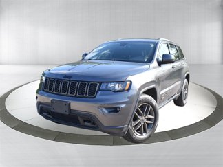 Used 2016 Jeep Grand Cherokee Laredo 75th Anniversary image 1