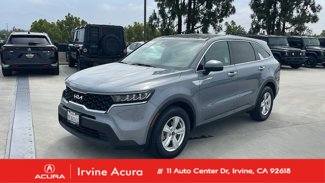 Used 2023 Kia Sorento LX image 1