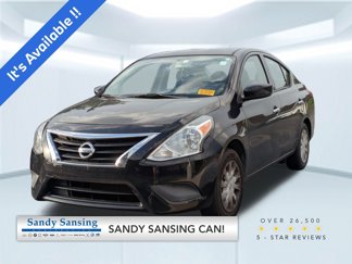 Used 2019 Nissan Versa SV image 1