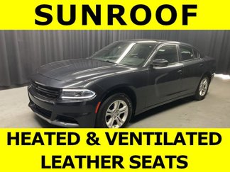 Used 2019 Dodge Charger SXT image 1