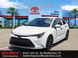 Certified 2024 Toyota Corolla LE image 1