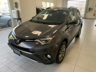 Used 2018 Toyota RAV4 Limited image 1