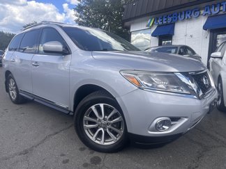Used 2013 Nissan Pathfinder SL image 1