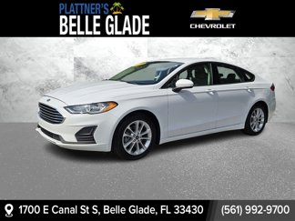 Used 2020 Ford Fusion SE image 1