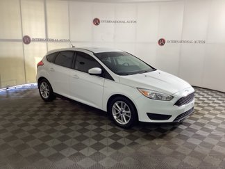 Used 2018 Ford Focus SE image 1