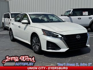 Used 2023 Nissan Altima 2.5 SV image 1