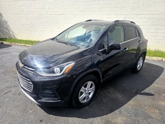Used 2019 Chevrolet Trax LT w/ LT Convenience Package image 1
