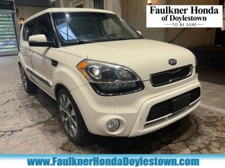 Used 2013 Kia Soul ! image 1