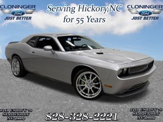 Used 2013 Dodge Challenger SXT Plus image 1