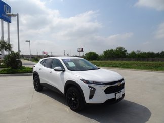 Used 2024 Chevrolet Trax LS w/ LS Convenience Package image 1