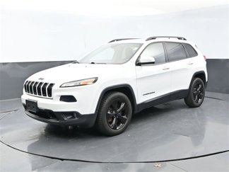 Used 2016 Jeep Cherokee Latitude w/ Cold Weather Group image 1