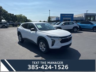 Used 2025 Chevrolet Trax LS image 1