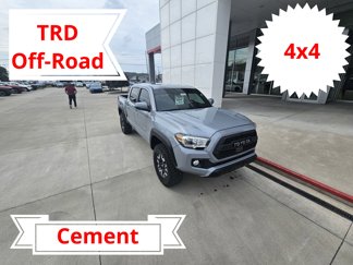 Used 2021 Toyota Tacoma TRD Off-Road image 1