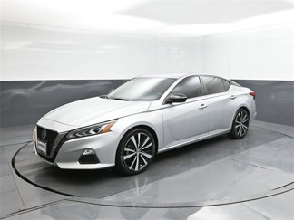 Used 2022 Nissan Altima 2.5 SR image 1