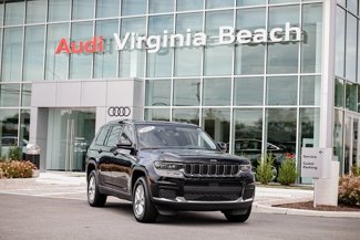 Used 2023 Jeep Grand Cherokee L Laredo image 1