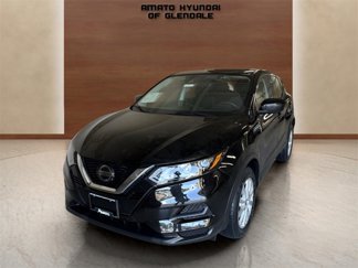 Used 2021 Nissan Rogue Sport S image 1