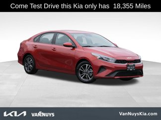 Used 2022 Kia Forte LXS image 1