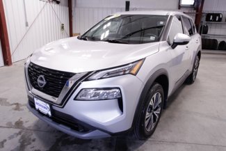 Used 2022 Nissan Rogue SV image 1