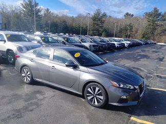 Used 2022 Nissan Altima 2.5 SV image 1