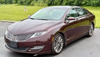 Used 2013 Lincoln MKZ AWD image 1