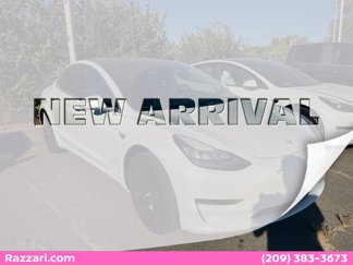 Used 2020 Tesla Model 3 Standard Range image 1