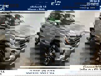 New 2025 Volkswagen Atlas SE image 1