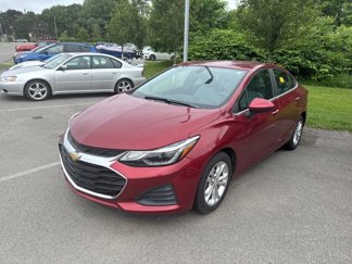 Used 2019 Chevrolet Cruze LT w/ Convenience Package image 1