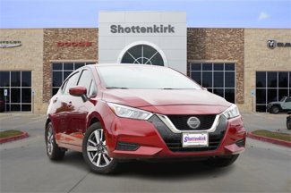 Used 2020 Nissan Versa SV image 1