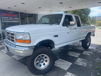 Used 1996 Ford F250 4x4 SuperCab image 1