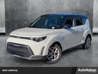 Used 2023 Kia Soul S image 1