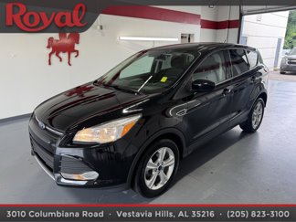 Used 2016 Ford Escape SE image 1