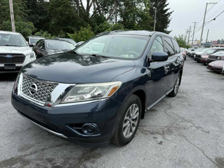 Used 2013 Nissan Pathfinder S image 1