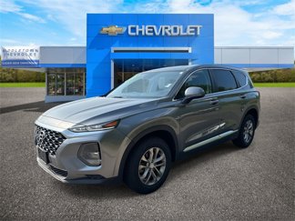 Used 2019 Hyundai Santa Fe SE image 1